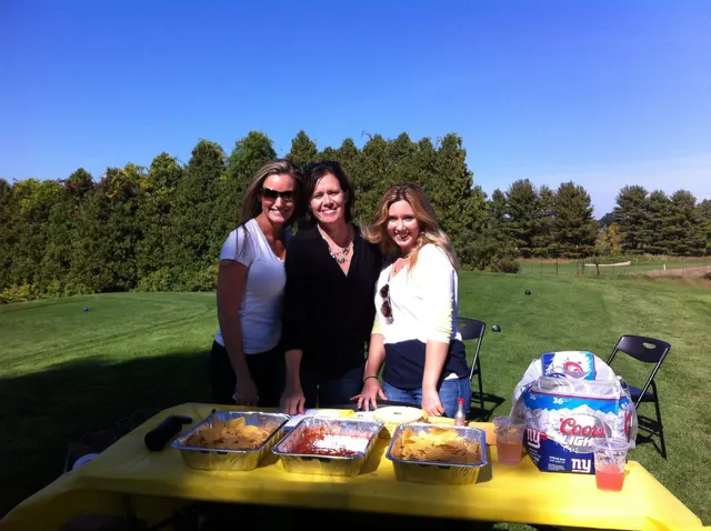 Wide Open Golf Classic photo 10